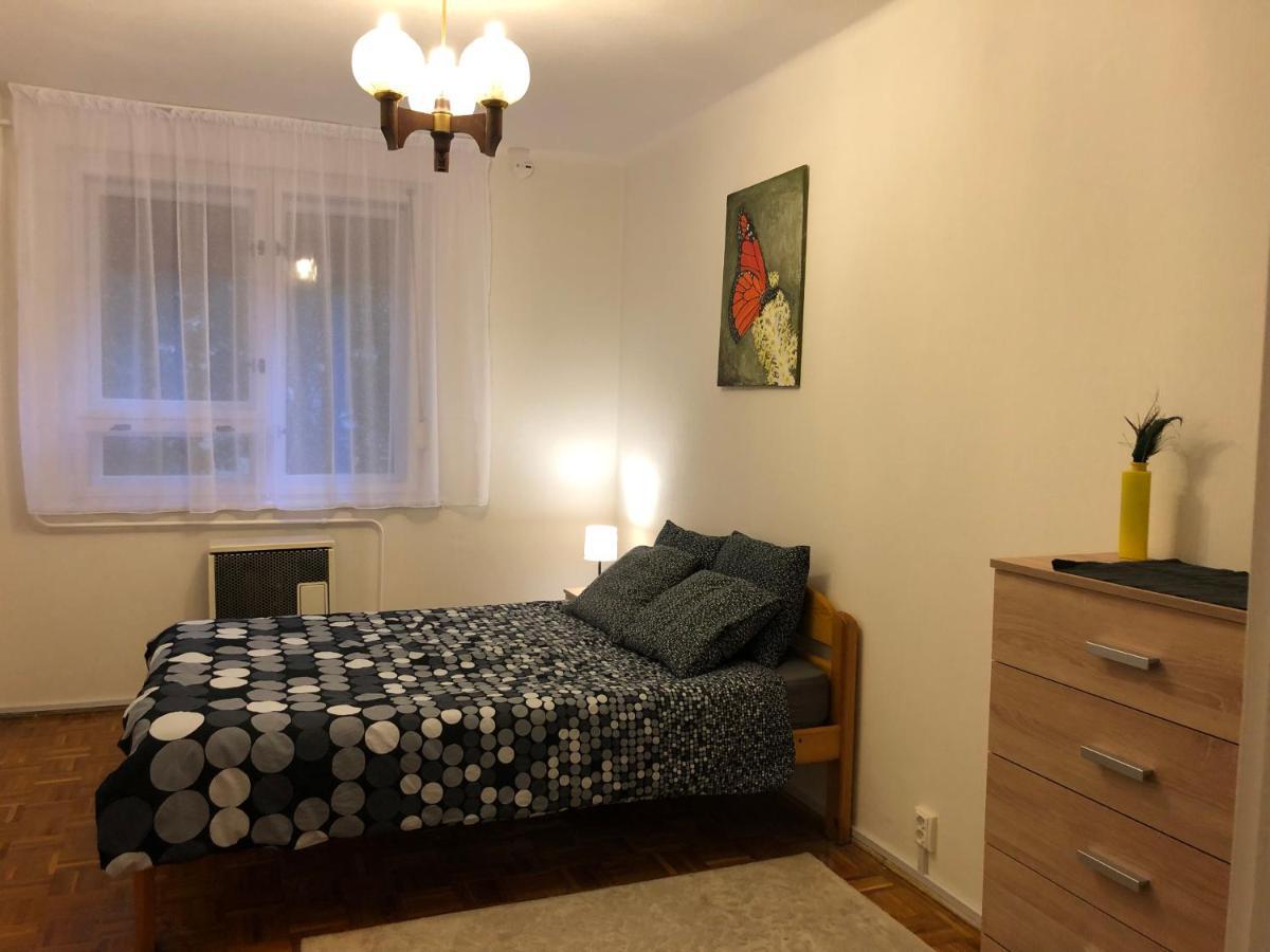Karman Apartman - 2 Bedroom Entire Flat In The Center Jaszbereny Ngoại thất bức ảnh