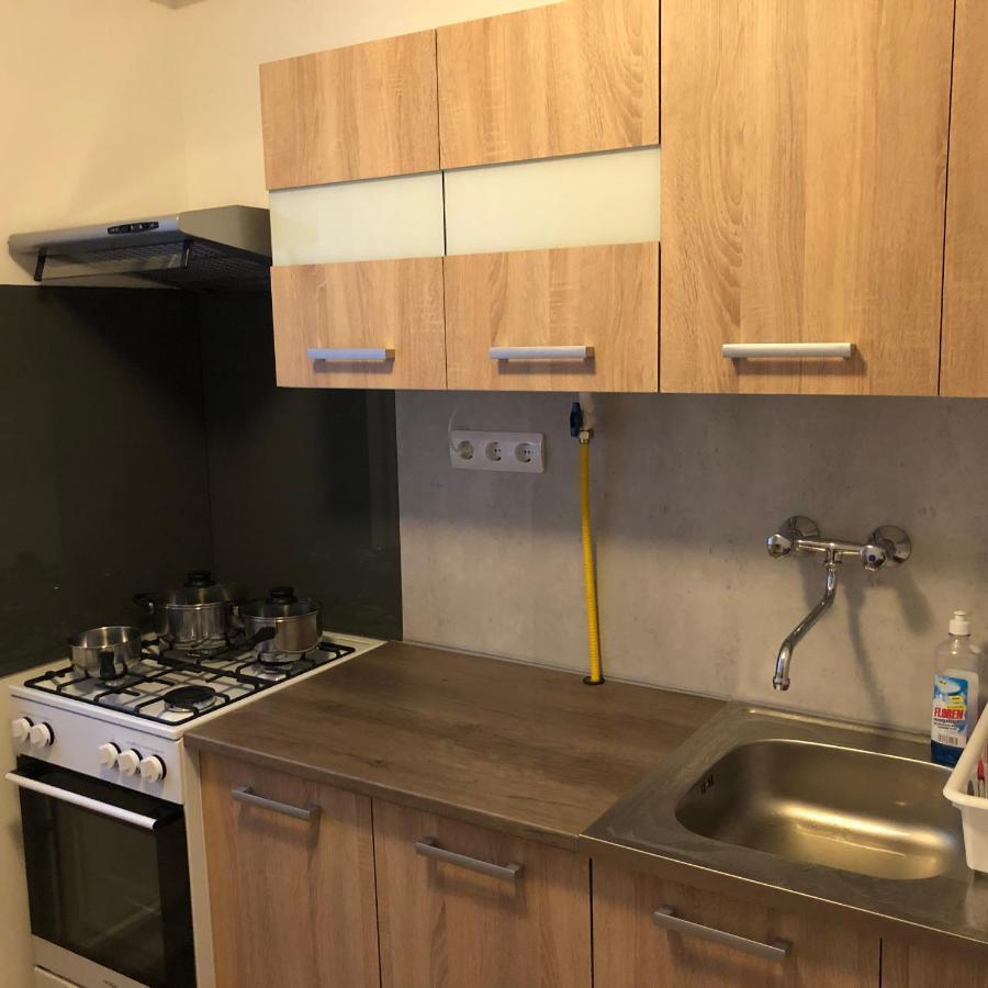 Karman Apartman - 2 Bedroom Entire Flat In The Center Jaszbereny Ngoại thất bức ảnh